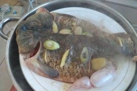 清蒸魚(yú)短視頻教程簡(jiǎn)單_清蒸鮭魚(yú)沒(méi)有蒸魚(yú)豉油怎么做