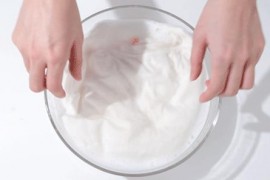 泡泡粉真的好用嗎_科學(xué)實驗泡泡粉弄到衣服可以洗干凈嗎
