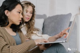 抖音賺錢怎么提現(xiàn)到微信里_抖音視頻如何保存至微信收藏