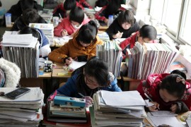 學(xué)生刷短視頻教程_怎么才能給他教育好呢