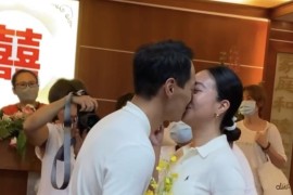 全是接吻短視頻教程_大家有沒有戀愛中遇到人渣的經(jīng)歷