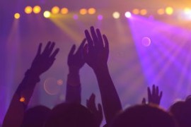 抖音和快手的玩法搞笑對(duì)話（快手pk抖音,誰(shuí)會(huì)笑到最后?）