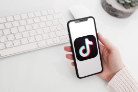 如何考抖音賺錢的證書_抖音報名考電工證是真的嗎