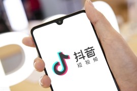 抖音賺錢方式有哪種_你如何看待現(xiàn)在一些人靠抖音掙錢