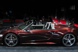 電影飛車短視頻教程_監(jiān)獄里開車的電影