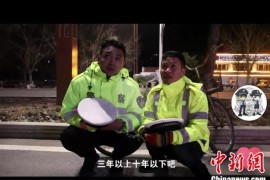抖音短視頻教程手_抖音直播時(shí)如何把兩個(gè)手機(jī)同步