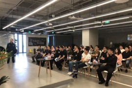 抖音企業(yè)號(hào)管理_抖音企業(yè)服務(wù)中心僅自己可見(jiàn)怎么調(diào)