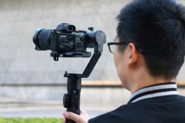 佳能拍抖音短視頻教程_佳能100D如何配鏡頭