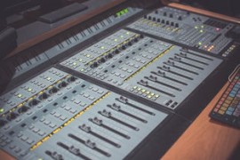 抖音粉絲牌等級親密度表全解析：升級攻略與互動指南