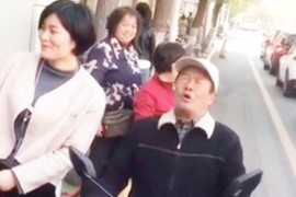 抖音完整版怎么做_蒙面唱將你的萬水千山抖音完整版