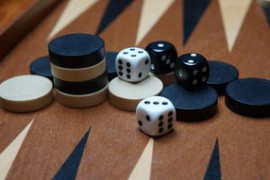 玩抖音小游戲五子棋玩法（抖音小游戲里面的五子棋）