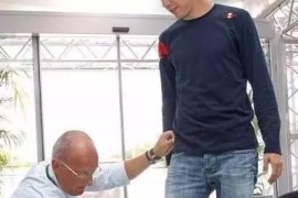 牛仔褲改短視頻教程_折褲腳牛仔褲男士