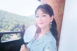 拍照錄短視頻教程_qq怎么錄視頻發(fā)給好友